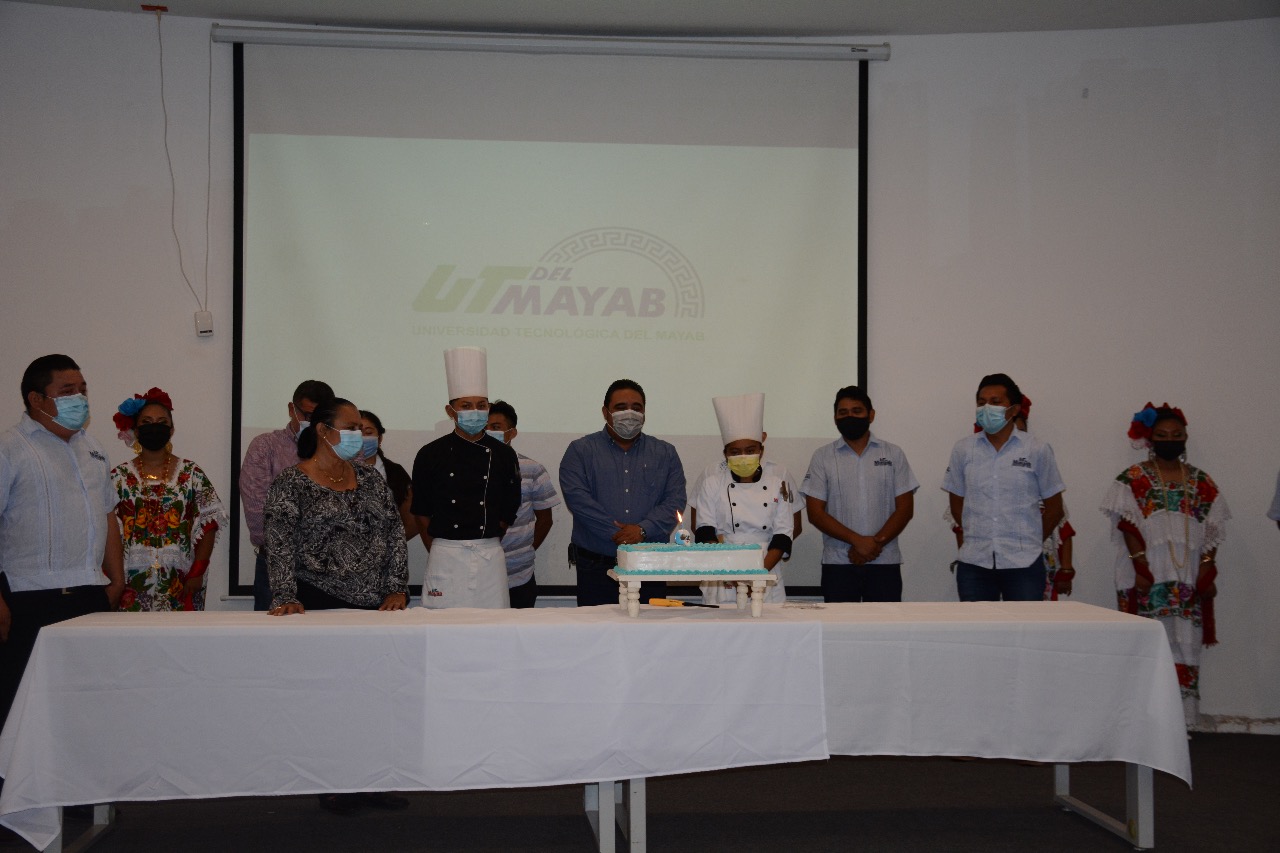 La UT del Mayab celebra su Noveno Aniversario