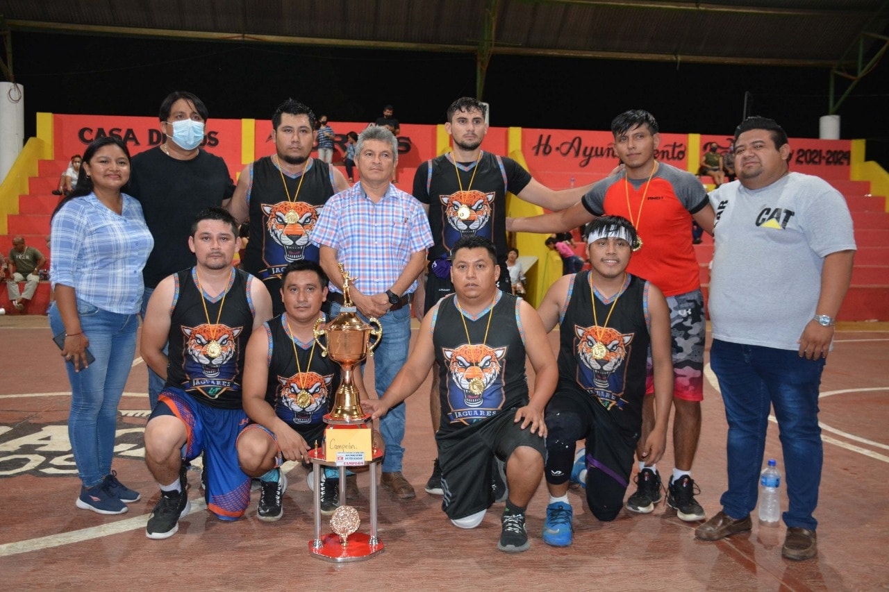 Jaguares de la UT del Mayab Campeones