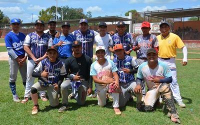 ¡Campeones de cuadrangular de béisbol!