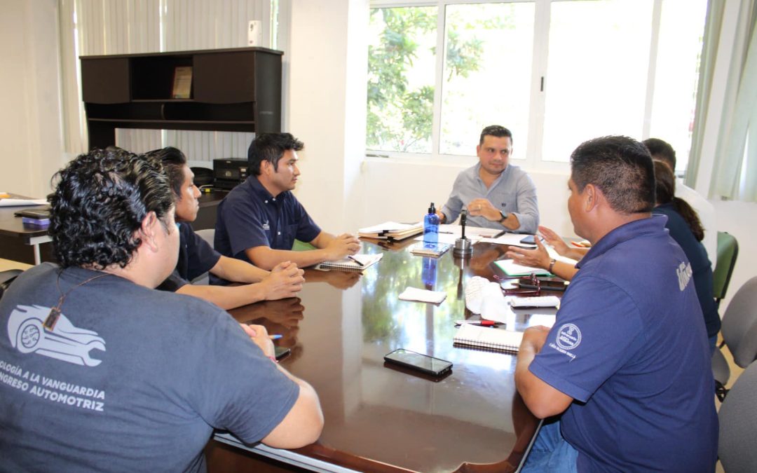 ¡Reunión con las academias de la #UTdelMayab!