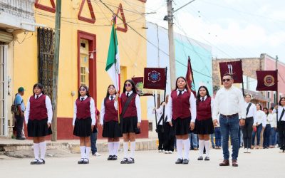 La Universidad Tecnológica del Mayab, participó el día de hoy en el desfile cívico